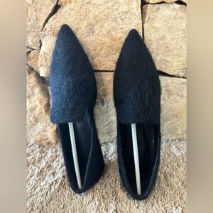 POL Black Women's Flats